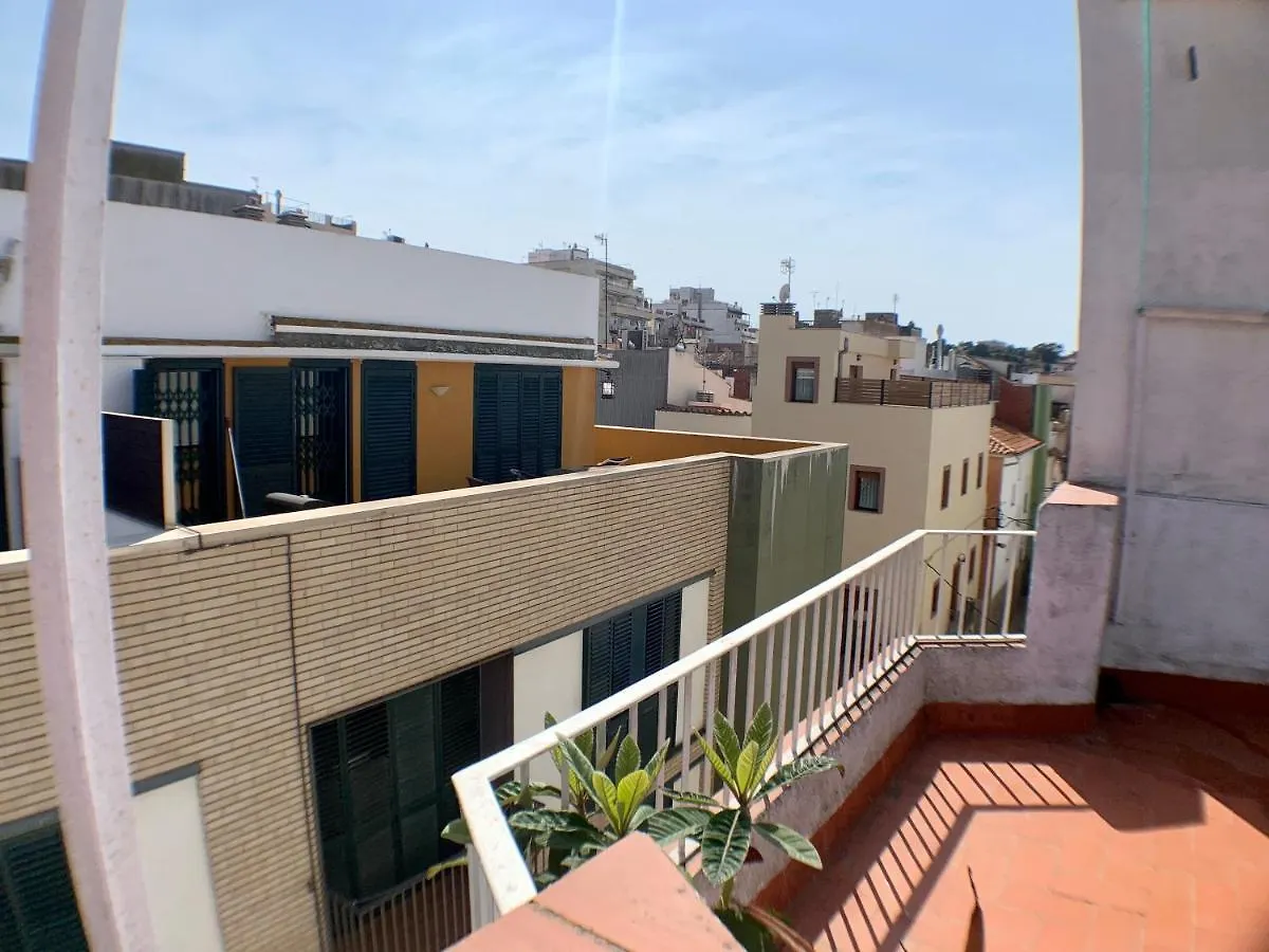 Apartment Blanes Old Town: 2 Blocks/2 Min Walk To The Beach