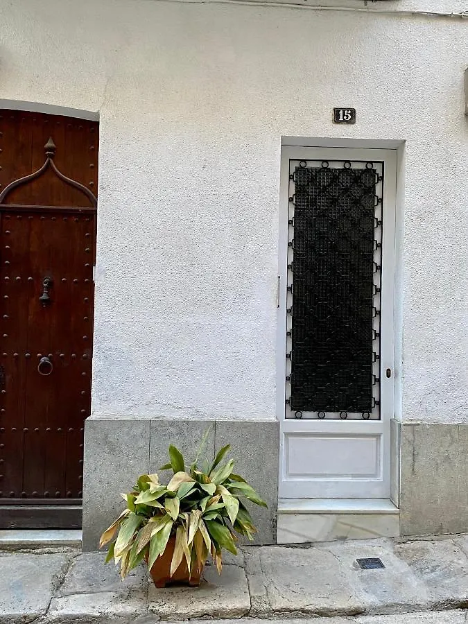 Apartment Blanes Old Town: 2 Blocks/2 Min Walk To The Beach