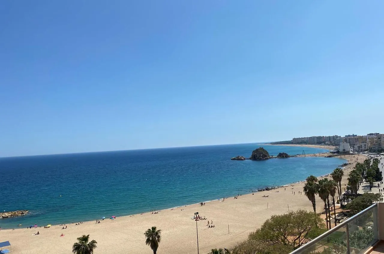 Blanes Old Town: 2 Blocks/2 Min Walk To The Beach